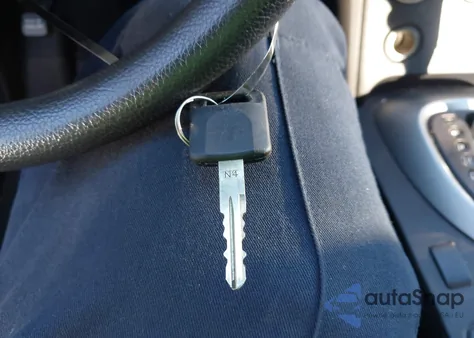 2013 Nissan Rogue S z USA, uszkodzony, nr VIN JN8AS5MT9DW514498